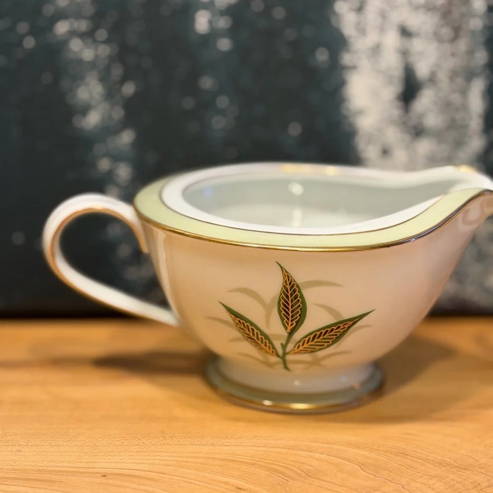 Noritake‎ Greenbay Creamer and Lidded Sugar Bowl Set